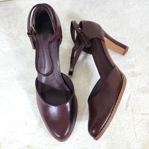 Coutgo Dark Brown D'Orsay Heels